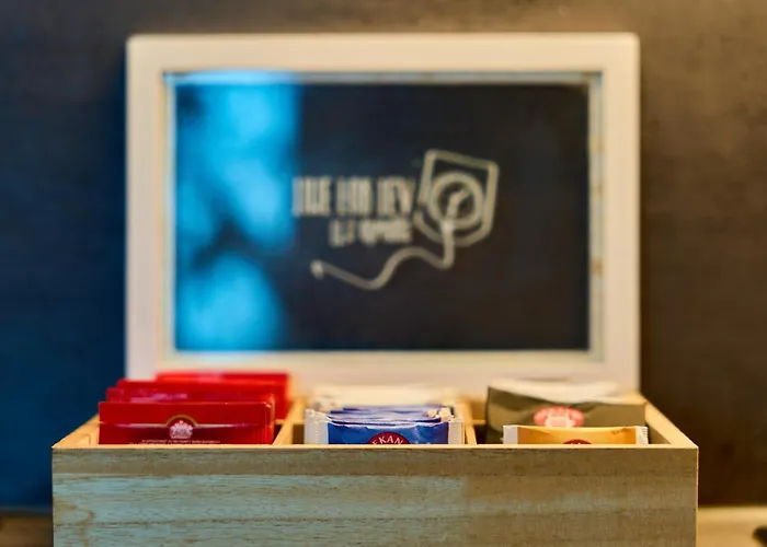 Charmante Wohnung Fuer 2 Personen In Zentrumsnaehe X Privater Parkplatz X Hochwertige Coworking-Arbeitsplaetze Im Haus